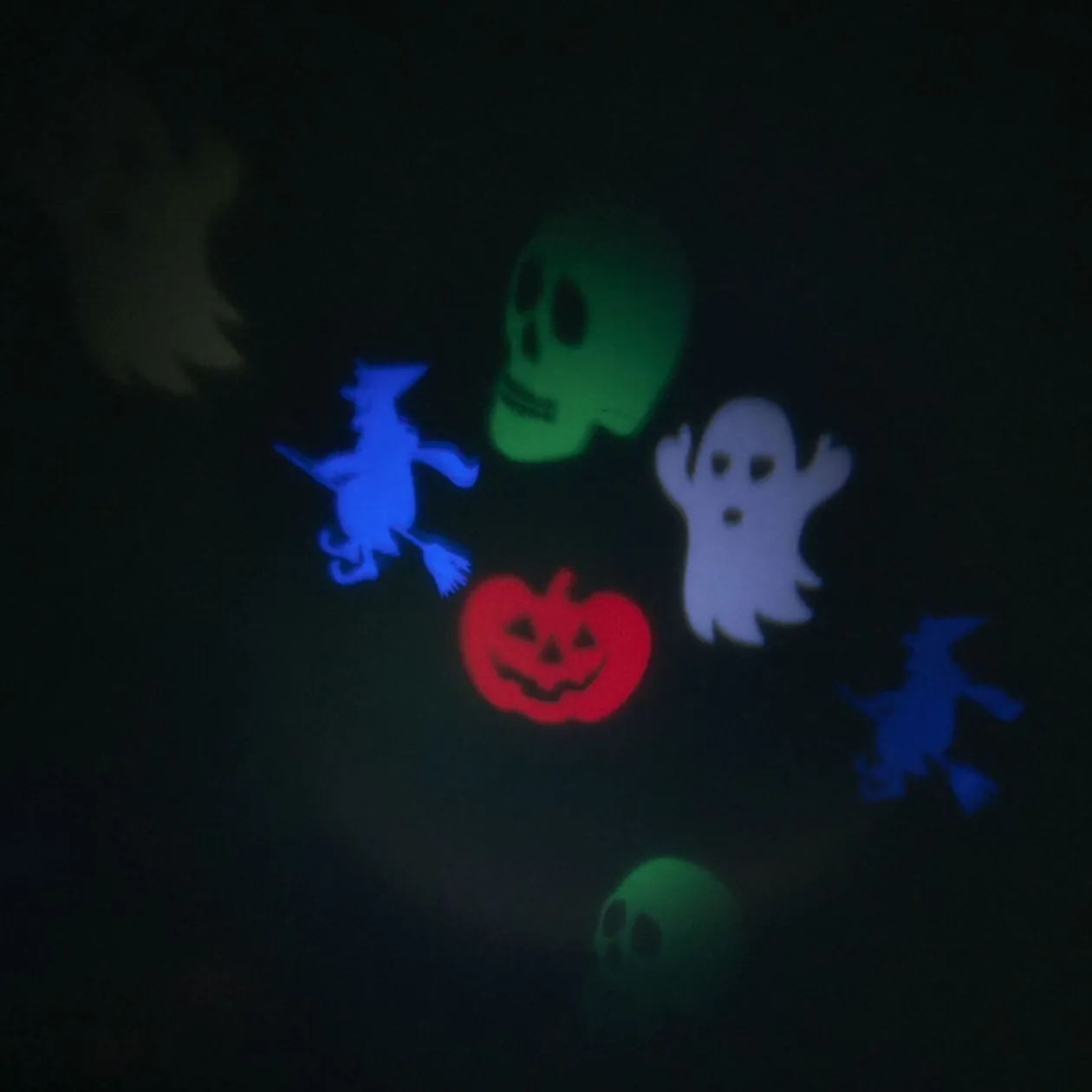 Ampoule E27 motif Halloween 4 couleurs