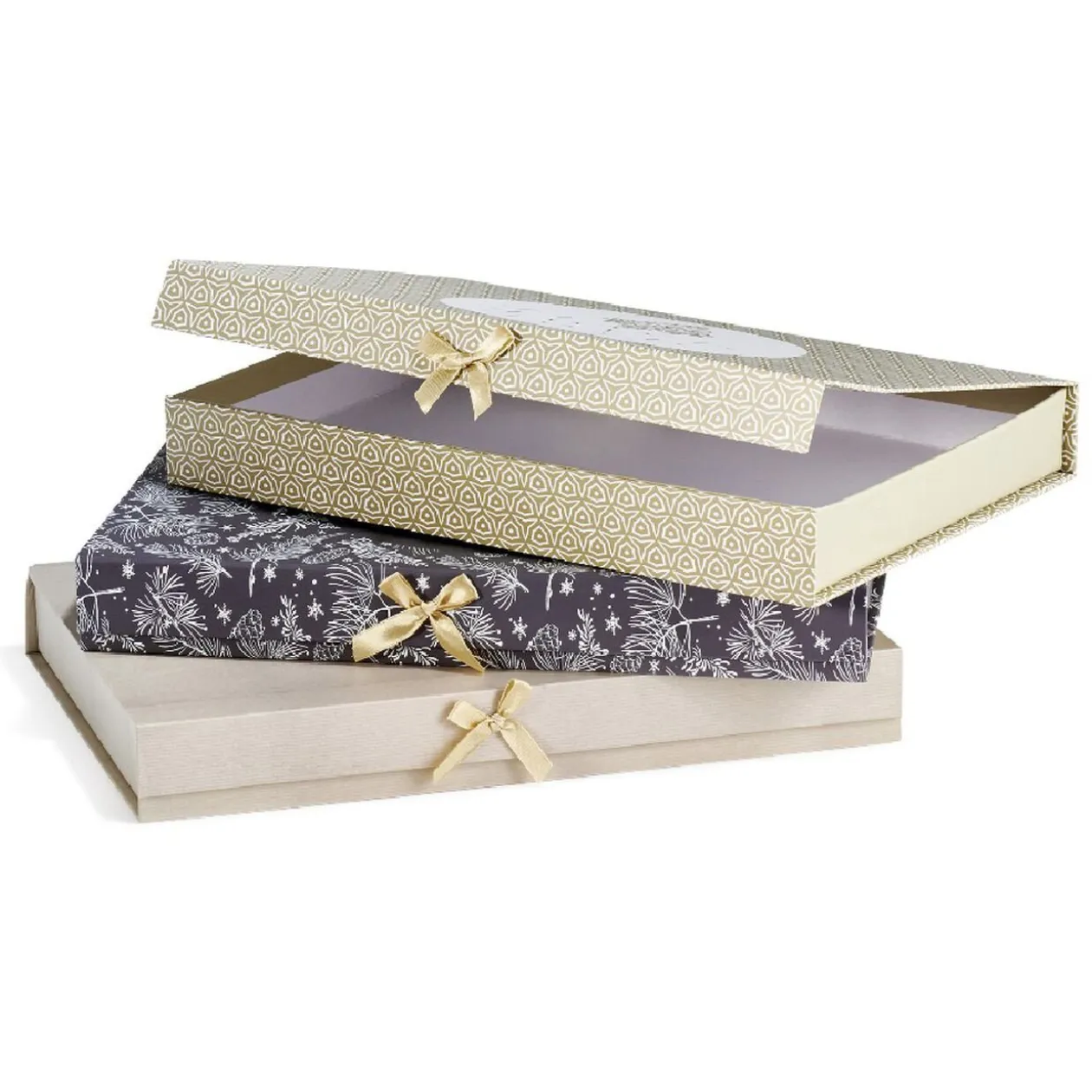 Boîte cadeau rectangulaire motif feuillage de Noël noir et blanc