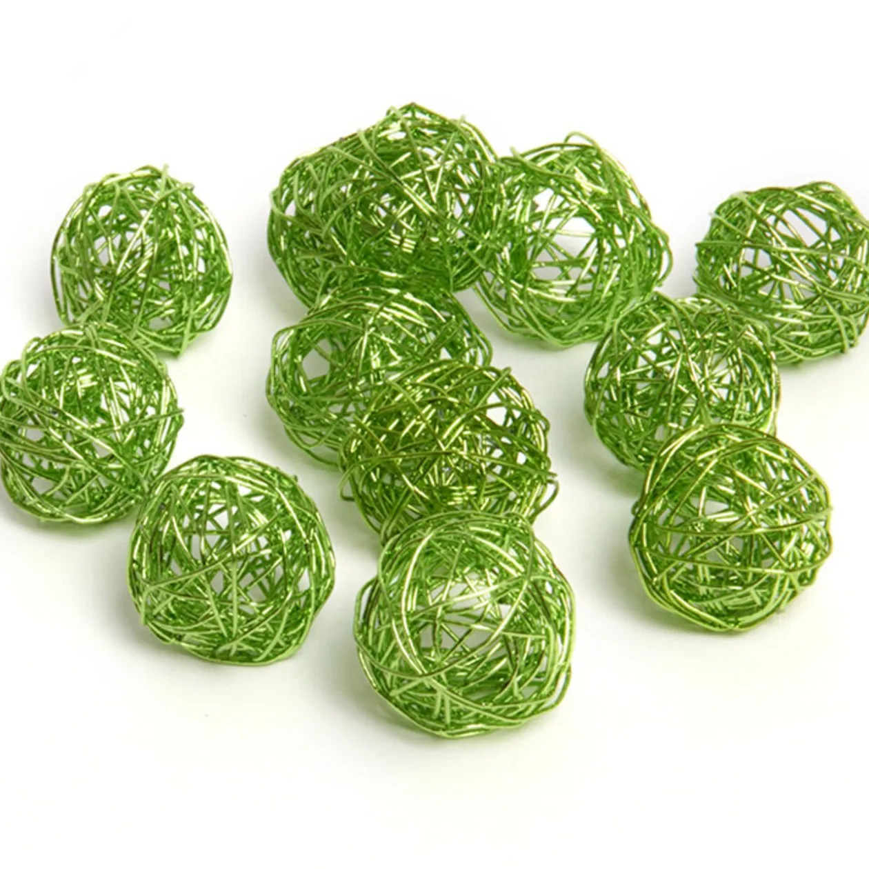 Boule décorative verte anis x12