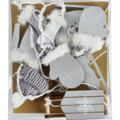 Décoration de Noël à suspendre forme traineau et vêtements en bois x6