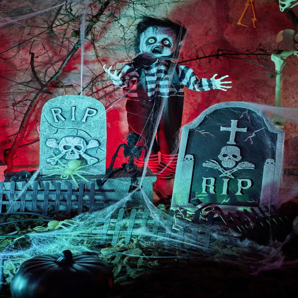 Décoration Halloween garçon animé H92cm