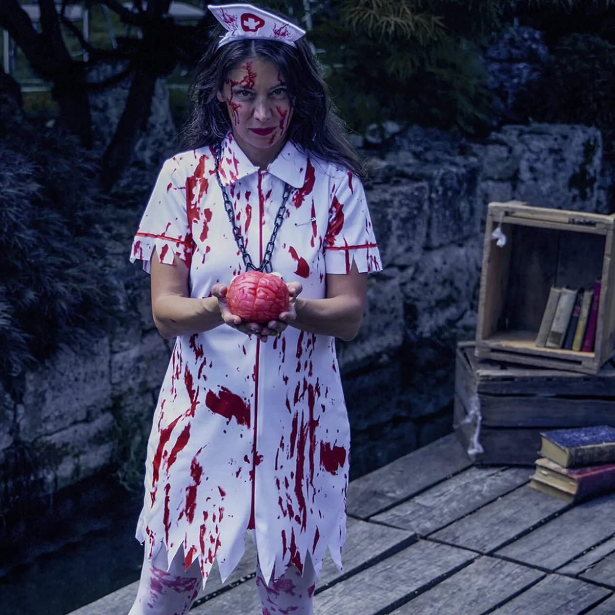 Déguisement adulte Halloween infirmière zombie sanglant Taille S