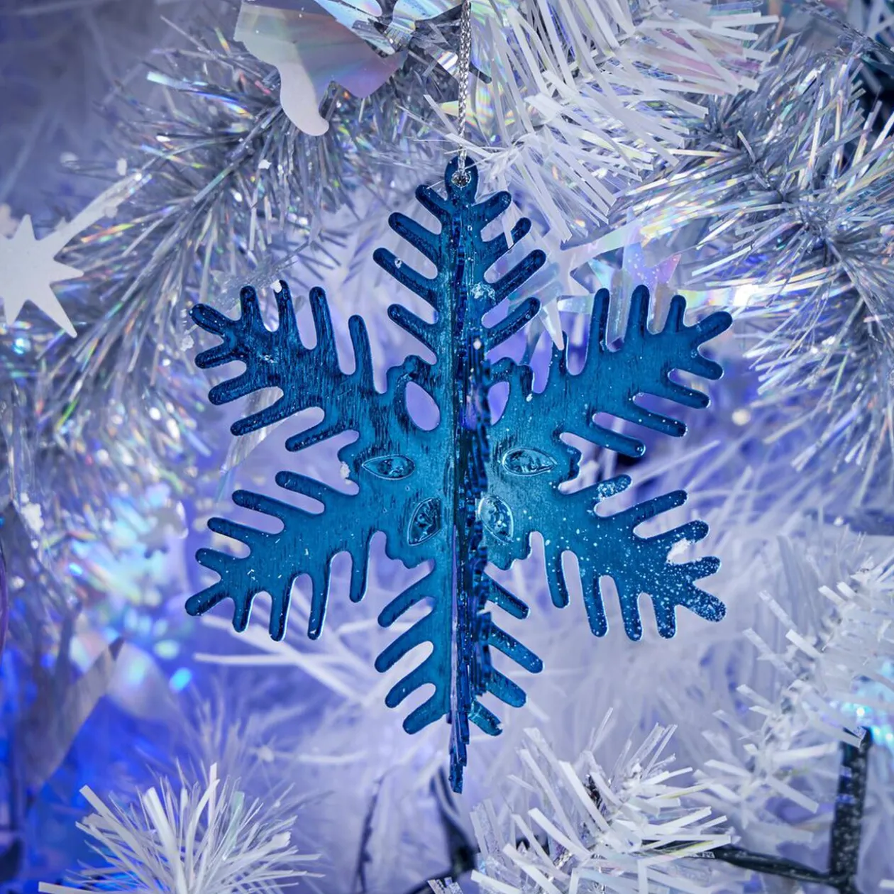 Flocon de Noël pailleté argenté blanc et bleu à suspendre Ø10cm x5