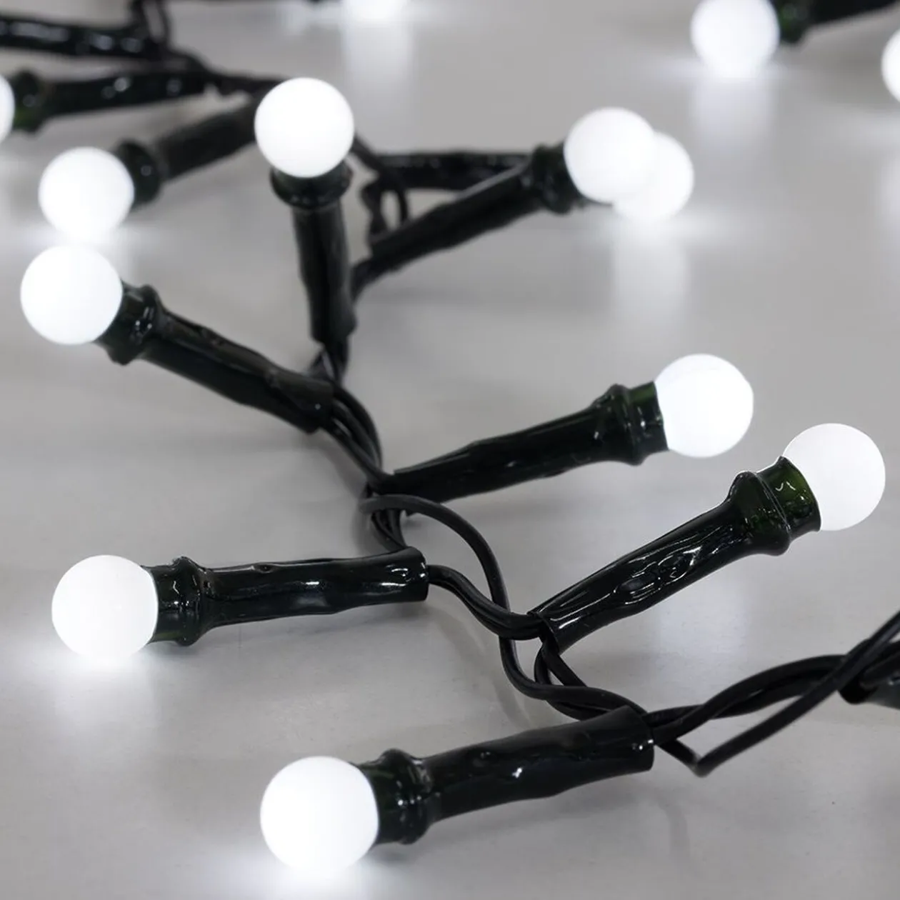 Guirlande solaire 400 LED blanc froid L.10m