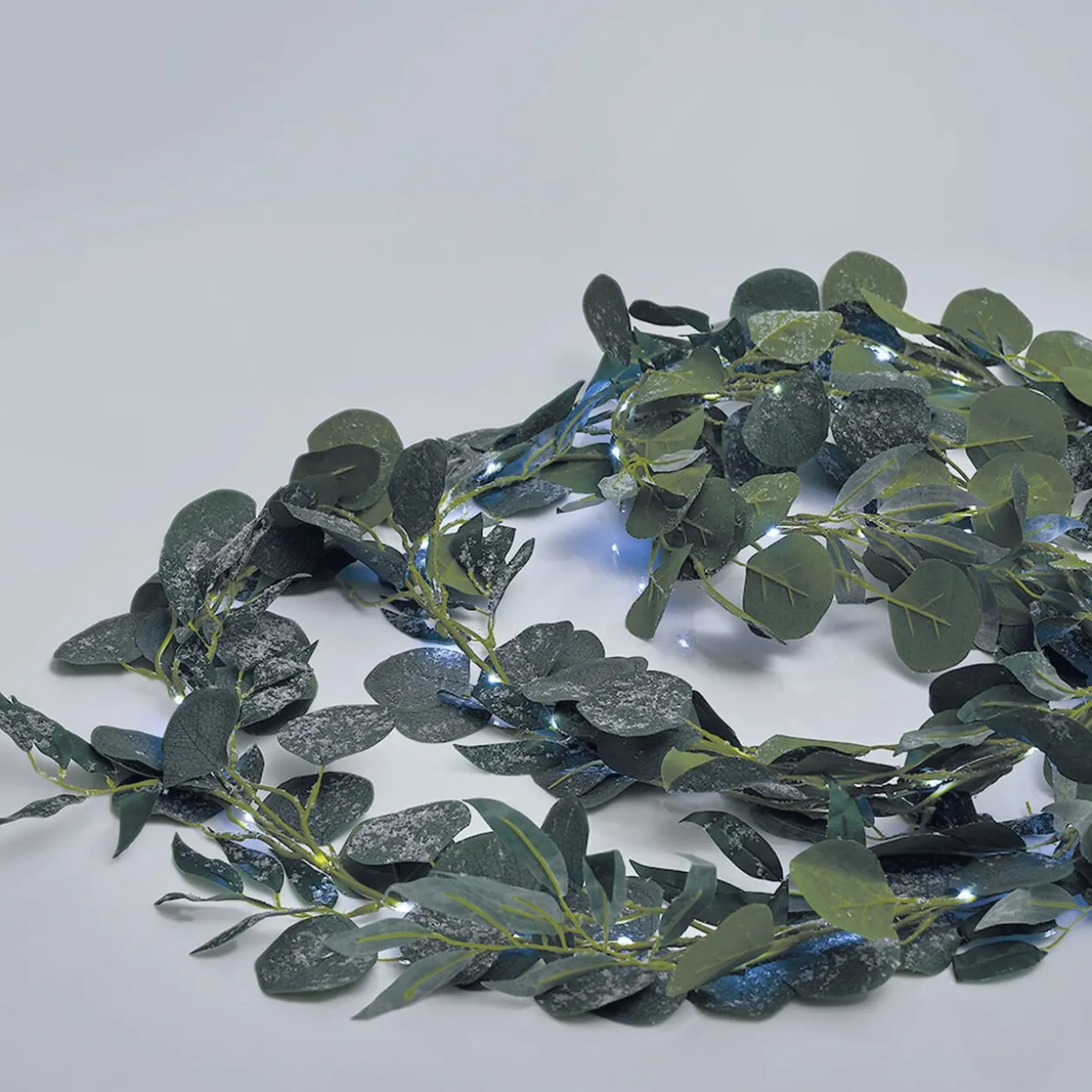 Guirlande solaire feuille neige artificielle 60 LED blanc froid L.3m