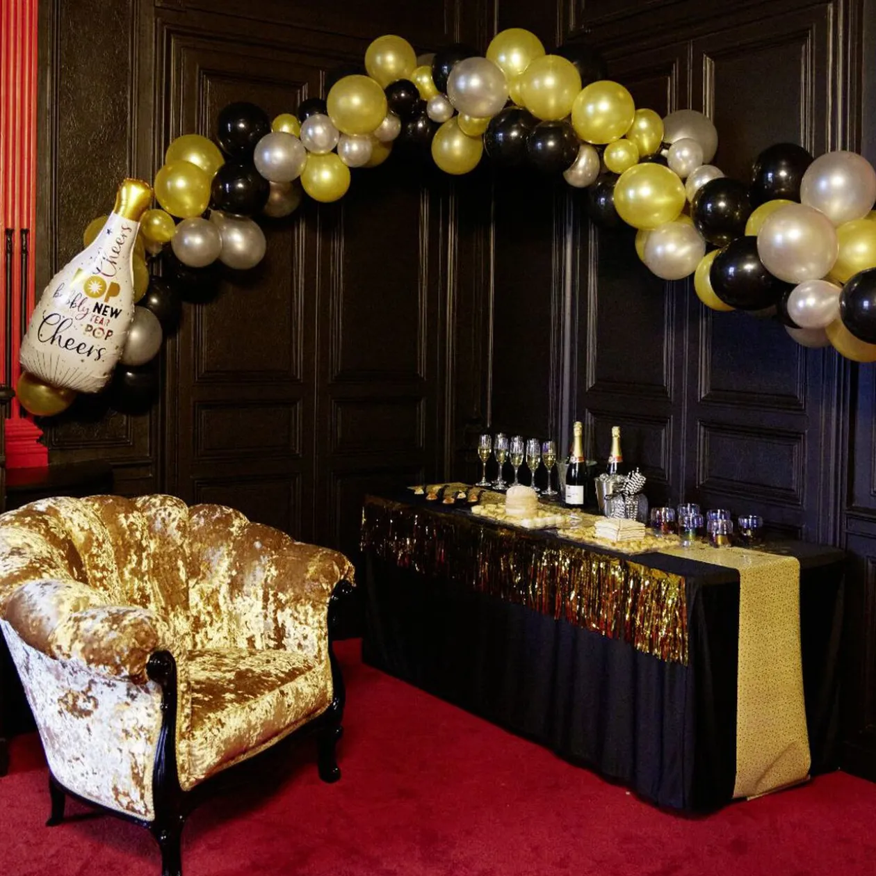 Kit arche de ballons noir doré argenté 5m