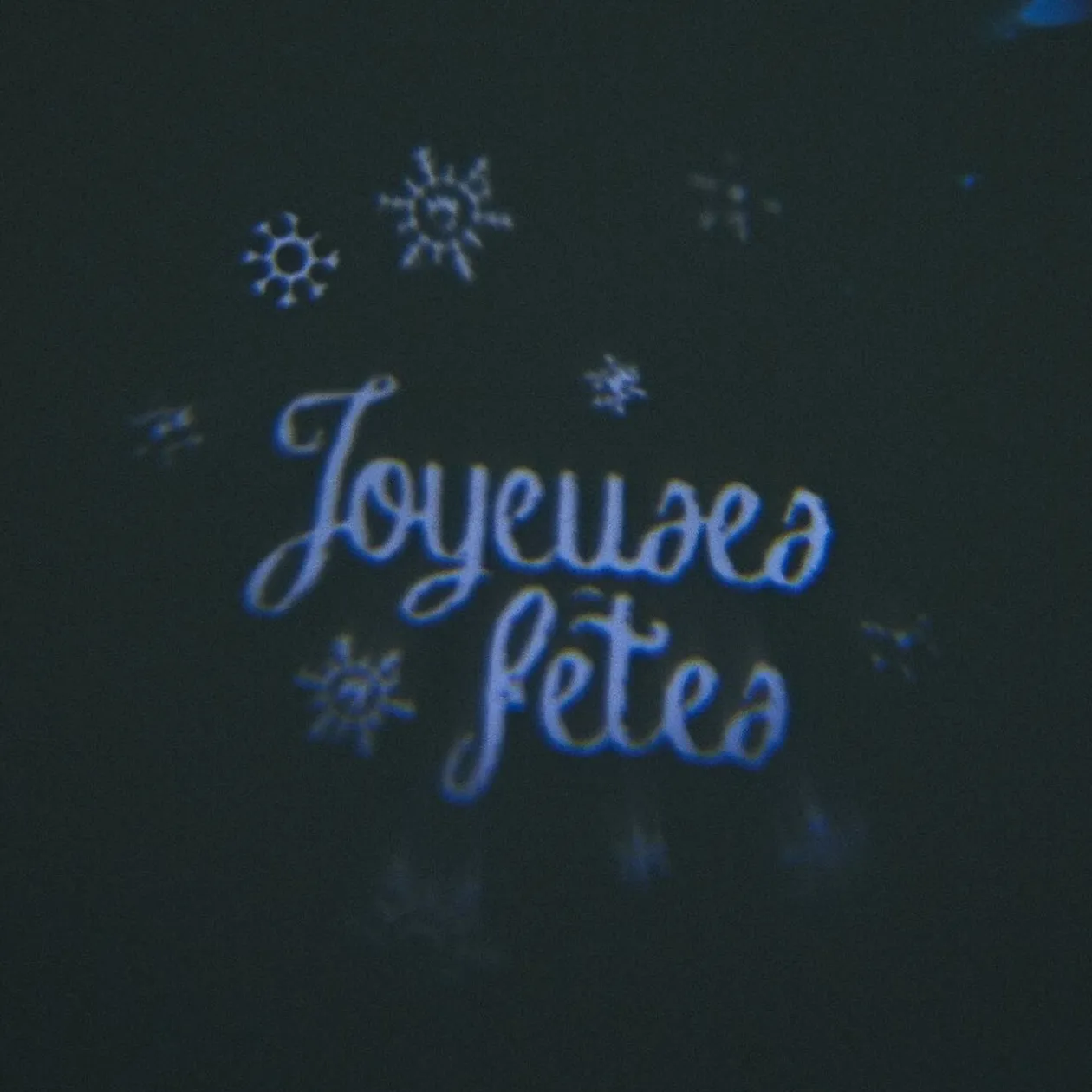 Projecteur extérieur LED solaire Noël motifs animés