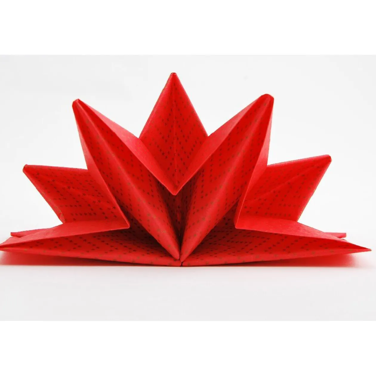 Serviette jetable pré pliée rouge chevrons dorés x12