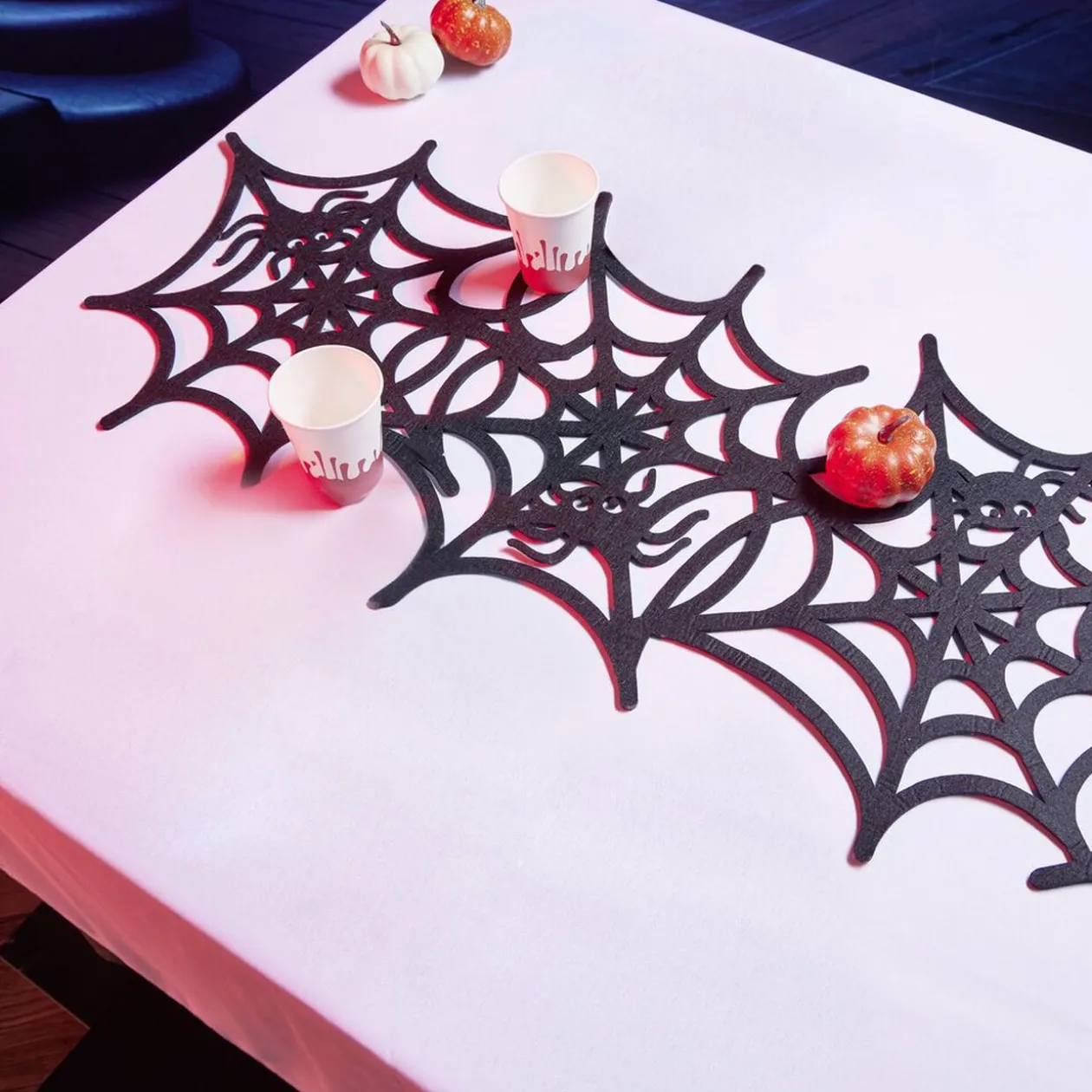 Serviette papier Halloween forme araignée noir x20